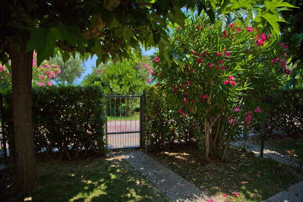 Residence Casabianca Порто-Сан-Джорджо Экстерьер фото